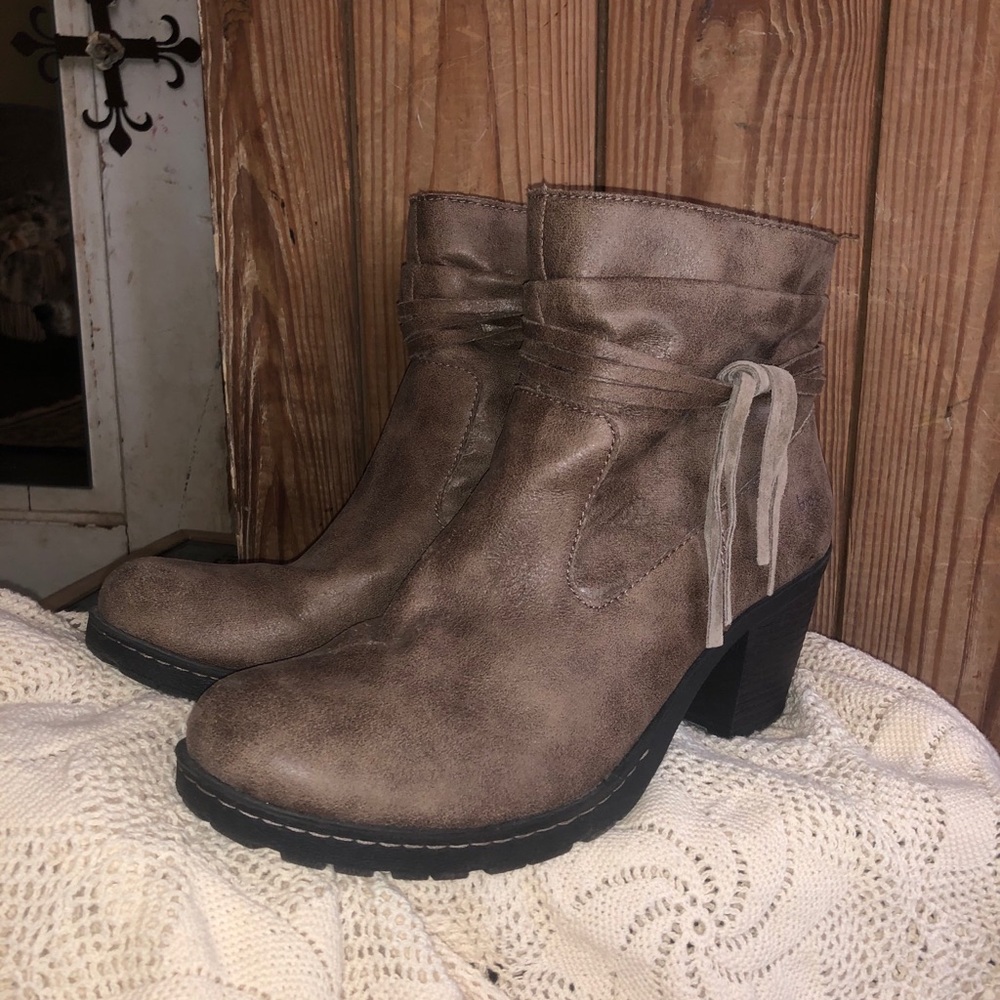 Women’s boc-Ali cudi boots